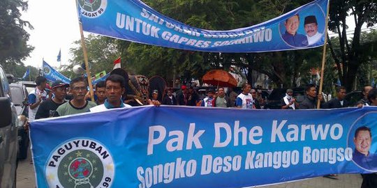 Spanduk capres Soekarwo meriahkan kampanye Demokrat di Sidoarjo