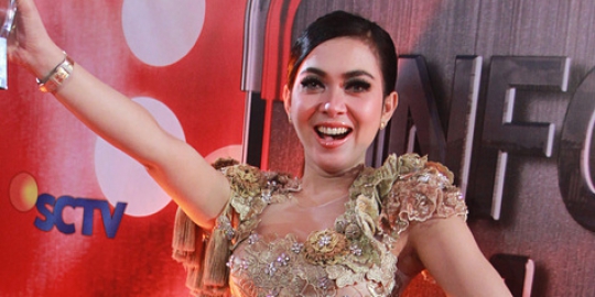 Apa sih lagu yang menginspirasi Syahrini ciptakan goyang Morena?