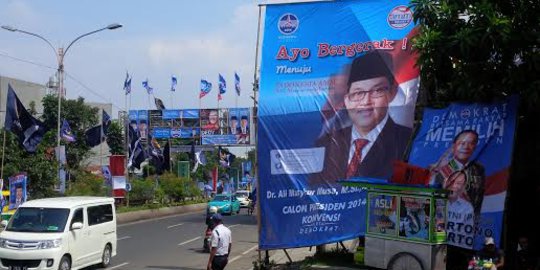 Hari 2 masa tenang, baru 70% atribut kampanye di Bandung dicopot