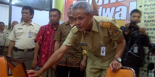 Ganjar Pranowo sidak kesiapan KPU Jateng