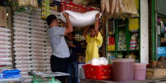 Pasokan kebutuhan pokok jelang Paskah di Manado aman