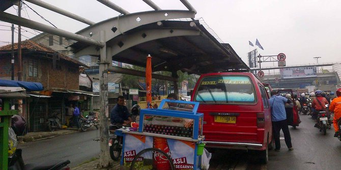 Ahok akan buat halte bus Jakarta seperti di New York dan 