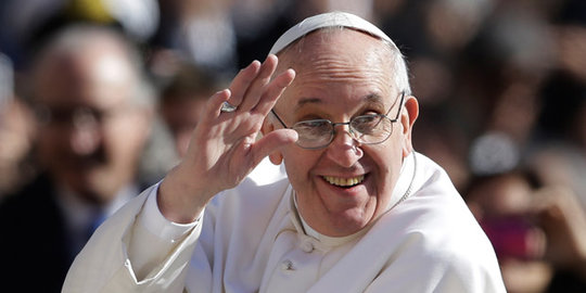 Paus akan cuci kaki penyandang cacat dalam ritual Paskah