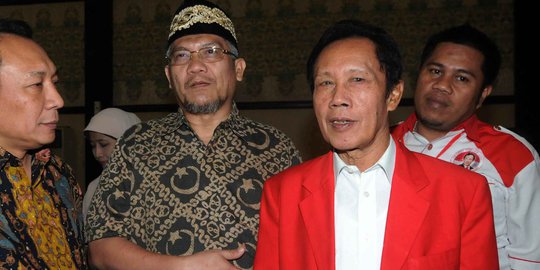 Bang Yos habiskan tujuh menit di bilik suara