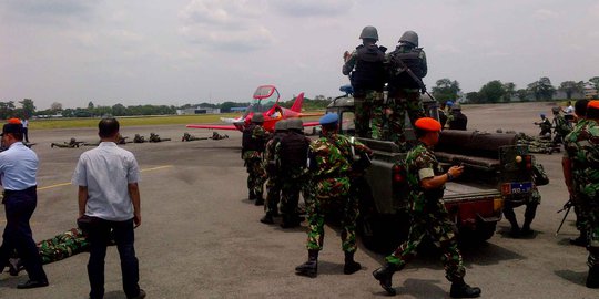 Suasana dramatis saat TNI AU kepung pesawat asing di Medan