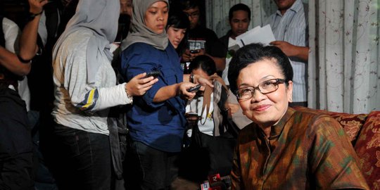 Siti Fadilah mengaku jadi target jadi tersangka sejak 2009