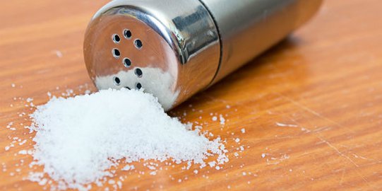 8 makanan ini ampuh tangkal tumbuhnya uban