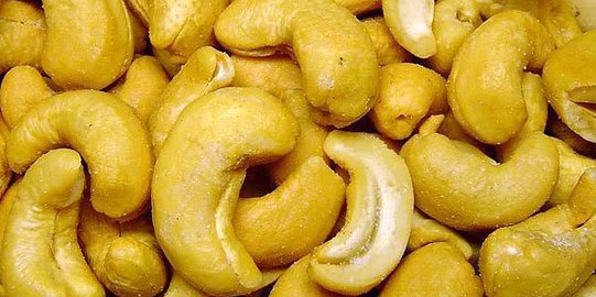 jangan memberikan 10 makanan ini pada balita