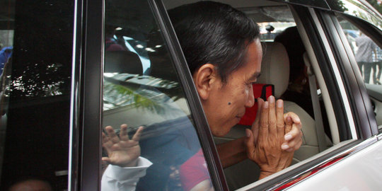 Pertemuan Jokowi & pengusaha Jacob Soetoyo isyarat intervensi AS