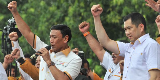 Merapat ke Golkar, Wiranto atau Hary Tanoe jadi cawapres Ical?