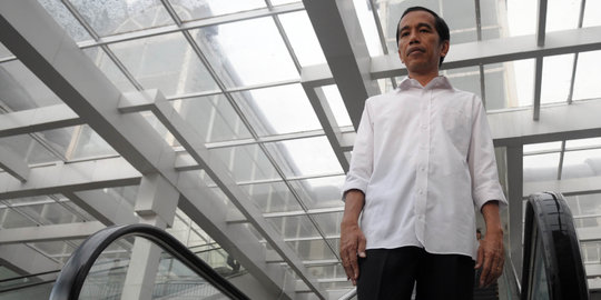 Dinilai tak fokus urus Jakarta, Jokowi didesak mundur