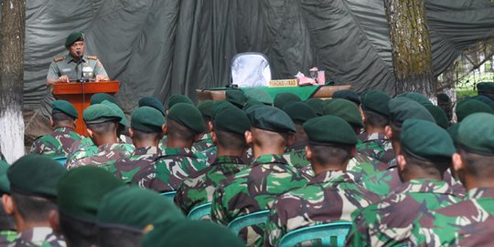 Pengarahan Letjen TNI Gatot Nurmantyo di Divisi 2 Kostrad Malang