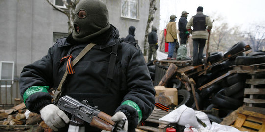 Bentrok dengan militer Ukraina, tiga demonstran pro-Rusia tewas