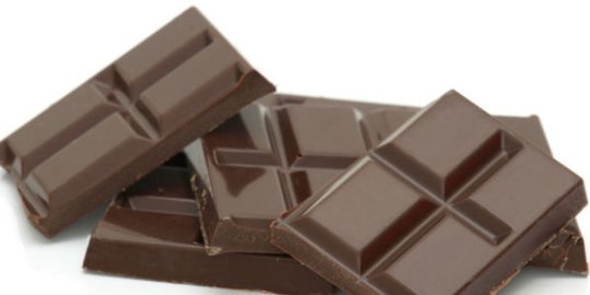 lingkaran gelap di mata ternyata disebabkan oleh 5 makanan ini