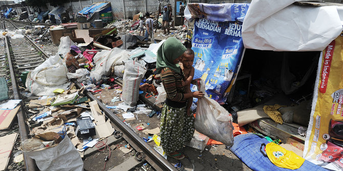 BBM naik jadi penyebab orang  miskin  bertambah di  Jakarta  