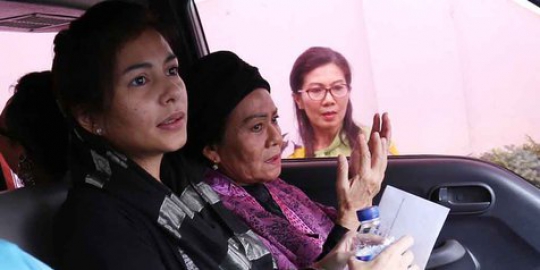 Ibunda Meisya Siregar wafat karena penyempitan jantung