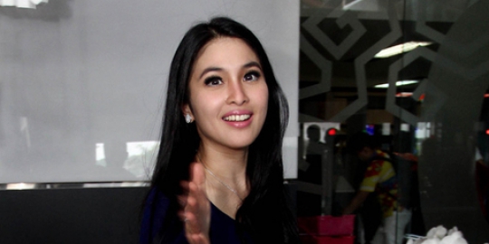 Sandra Dewi lebih nyaman merawat diri di rumah  merdeka.com