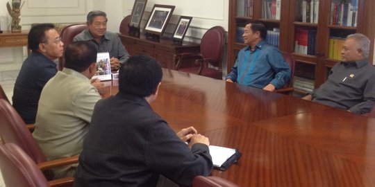 SBY bertemu Agum Gumelar, ada apa?