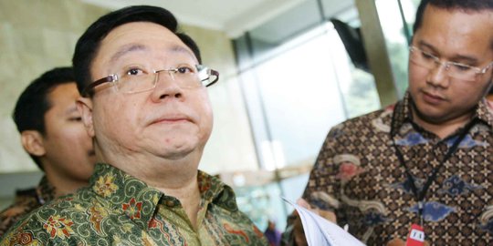 Berkelit buta soal FPJP, Robert Tantular bikin hakim geram