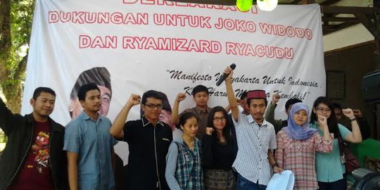 Mahasiswa deklarasi dukungan duet Jokowi dan Ryamizard