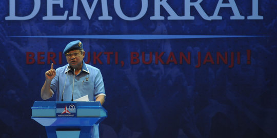 SBY siapkan poros keempat hadapi capres-cawapres lain
