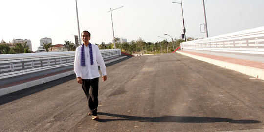Jokowi: Kita akan terus kejar masalah banjir dan macet