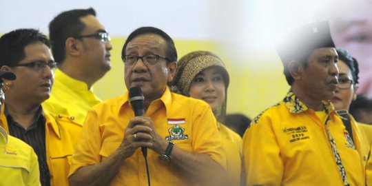 Golkar persilakan Jokowi pilih JK atau Akbar Tandjung