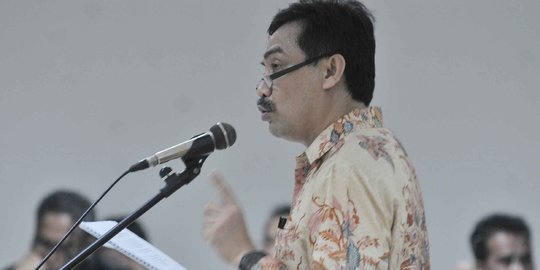 Andi Mallarangeng berniat geser anggaran proyek Hambalang