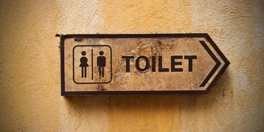 urine saat kencing kadang berubah arah rev1