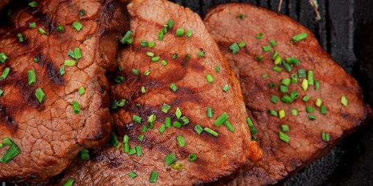 4 Makanan penyebab bau mulut yang jarang diketahui