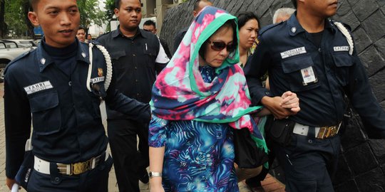 Disebut sempat berbisnis, istri Akil malah tak kenal Wawan