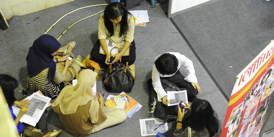 Per Februari 2014, 7,15 juta orang Indonesia menganggur