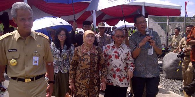 Resmikan waduk, menteri PU salah sebut nama gubernur 