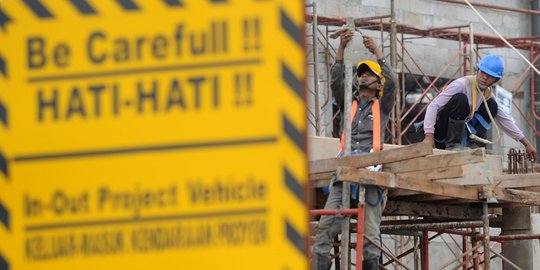 Hampir 50 persen pekerja di Indonesia lulusan SD