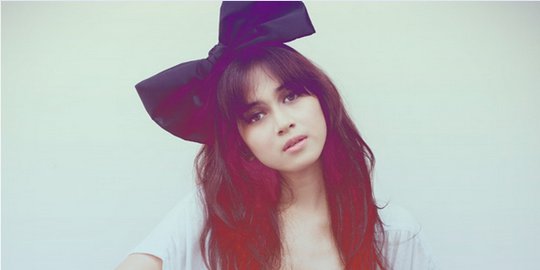 5 wanita cantik yang jadi pasangan pembalap indonesia