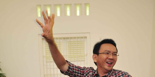 Ini guyonan Ahok ditinggal Jokowi dan Prabowo nyapres 