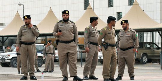 Polisi syariah Saudi dipecat lantaran ikut pesta