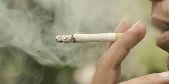 8 zat kimia berbahaya yang bersembunyi dalam rokok!