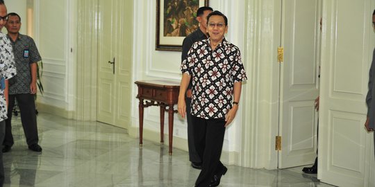 KPK pasang AC tambahan supaya Boediono nyaman bersaksi
