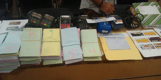 83 Gambar Atm Duit Banyak Terlihat Keren 83 Gambar Atm Duit Banyak Terlihat Keren