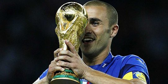 Para kapten juara Piala Dunia: Fabio Cannavaro (Italia 2006)