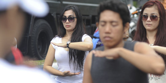 Car free day, Warga DKI ikuti meditasi gratis