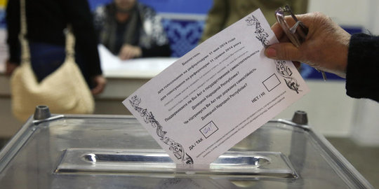 Dua wilayah Ukraina gelar referendum buat merdeka