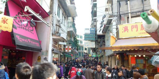 lima negara penduduknya paling panjang umur