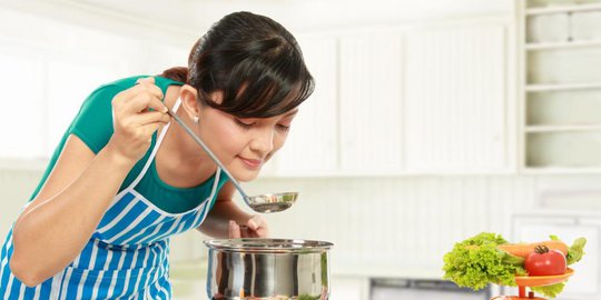 6 hal ini bikin pria kagum pada wanita