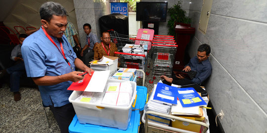 MK verifikasi kelengkapan berkas gugatan Pemilu 2014