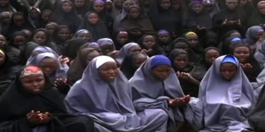 Boko Haram paksa ratusan siswi diculik masuk Islam
