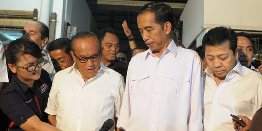 Golkar belum gabung deklarasi Jokowi siang ini