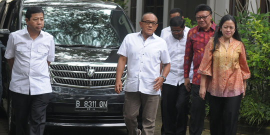 Sinyal koalisi ke PDIP menguat, Golkar tunggu rapimnas