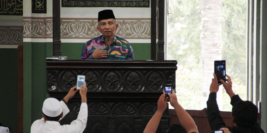 Amien: Prabowo dari samping, depan & pidato seperti Bung Karno